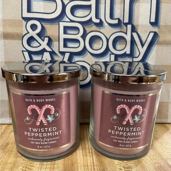 Bath & Body Works Twisted Peppermint Single Wick Candles- 2 count - Picture 2 of 6